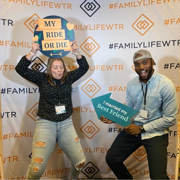 Meet your Posher, Ashley - Picture 2 of 8